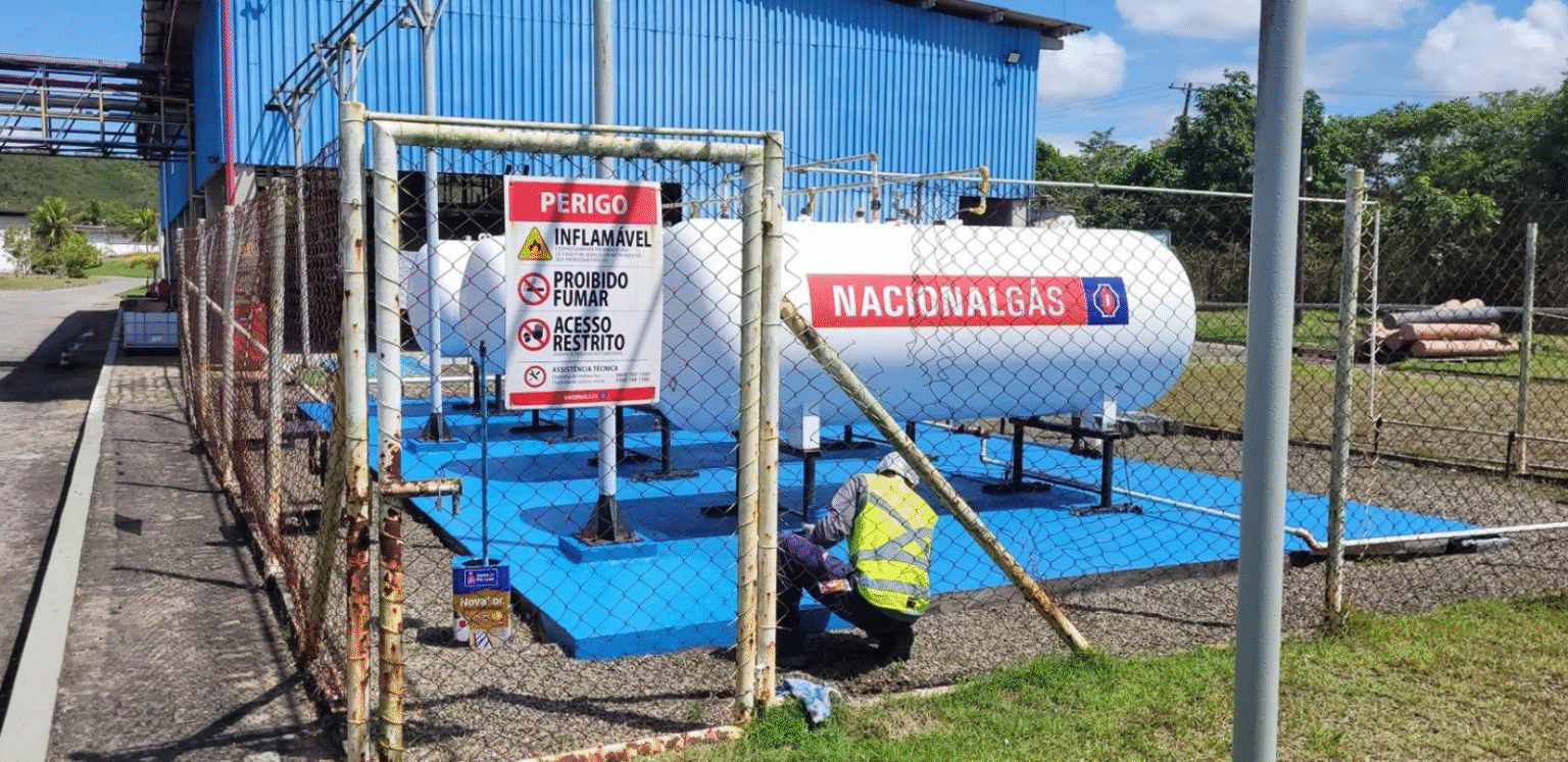 construção e manutenção de área industrial